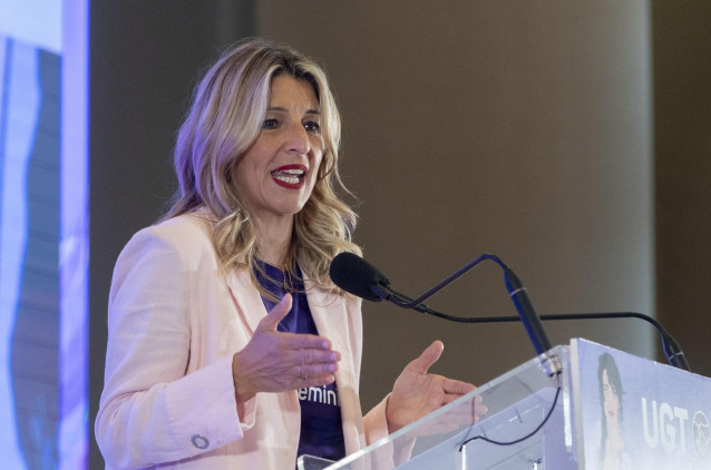 La vicepresidenta segunda y ministra de Trabajo y Economía Social, Yolanda Díaz, interviene durante la clausura del II Encuentro de Mujeres Dirigentes, en el Hotel PCM Fórum Alcalá, a 24 de mayo de 2024, en Alcalá de Henares, Madrid (España).
