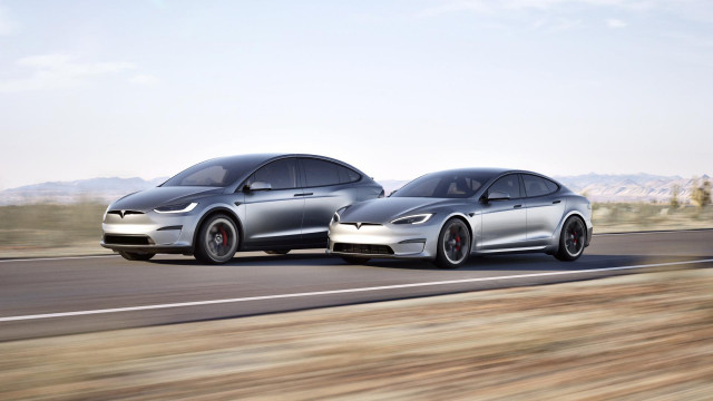 Tesla incorpora a su gama de pintura exterior el color 'Platado Lunar' para los Model S y Model X en España.