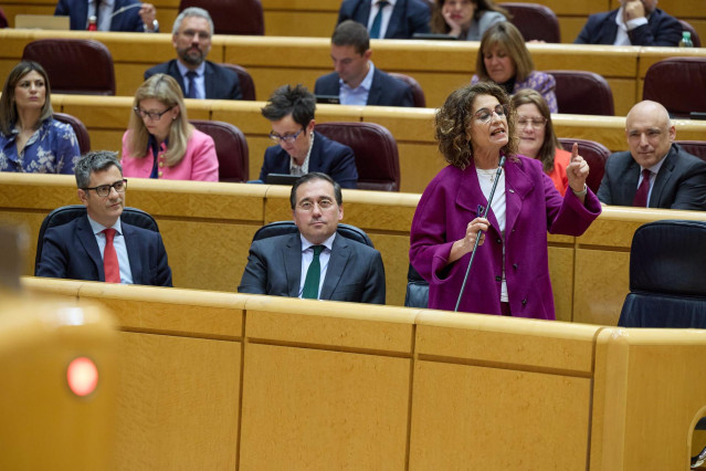 Archivo - (I-D) El ministro de la Presidencia, Justicia y Relaciones con las Cortes, Félix Bolaños; el ministro de Asuntos Exteriores, Unión Europea y Cooperación, José Manuel Albares y la vicepresidenta primera del Gobierno y ministra de Hacienda, María