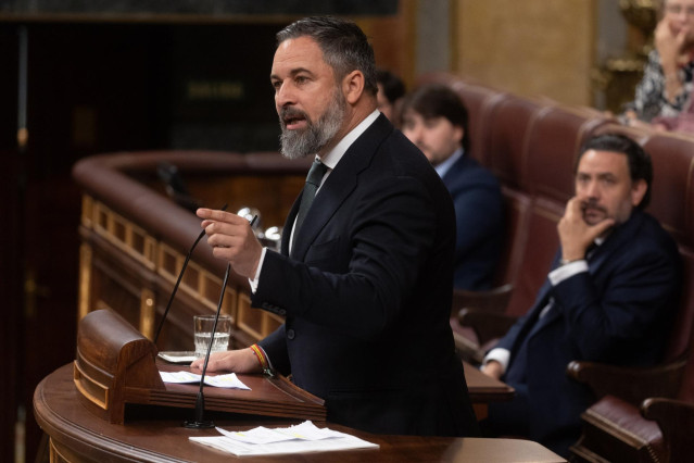 El líder de VOX, Santiago Abascal, interviene, durante un pleno en el Congreso de los Diputados, a 30 de mayo de 2024, en Madrid (España).