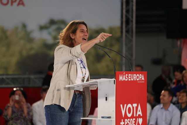 La Cabeza De Lista Del PSOE Al Parlamento Europeo, Teresa Ribera, En Un Acto De Campaña En Valladolid