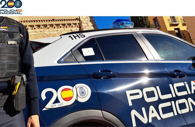 Archivo - Coche oficial de la Policía Nacional