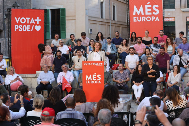 La ministra para Transición Ecológica y Reto Demográfico y cabeza de lista del PSOE para el 9J, Teresa Ribera, interviene en el acto central del partido en Baleares.
