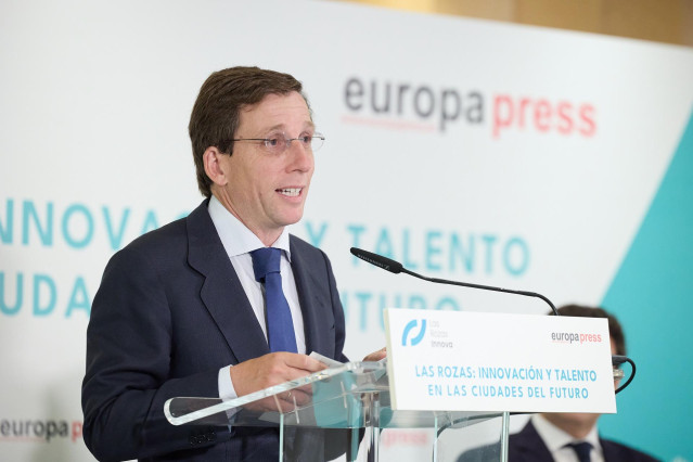 El alcalde de Madrid, José Luis Martínez-Almeida, interviene durante el encuentro informativo organizado por Europa Press, Las Rozas Innova, 'Las Rozas: Innovación y Talento'