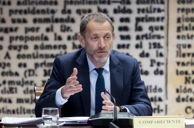 El presidente del Administrador de Infraestructuras Ferroviarias (ADIF), Ángel Contreras Marín, comparece durante la Comisión de Investigación sobre el ‘caso Koldo’, en el Senado, a 4 de junio de 2024, en Madrid (España).
