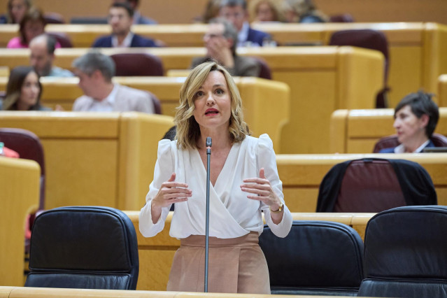 La ministra de Educación y Formación Profesional y Deportes, y portavoz del Gobierno, Pilar Alegría, interviene durante una sesión de Control en el Senado, a 7 de mayo de 2024, en Madrid (España). Durante la sesión, se han abordado cuestiones como la ejec
