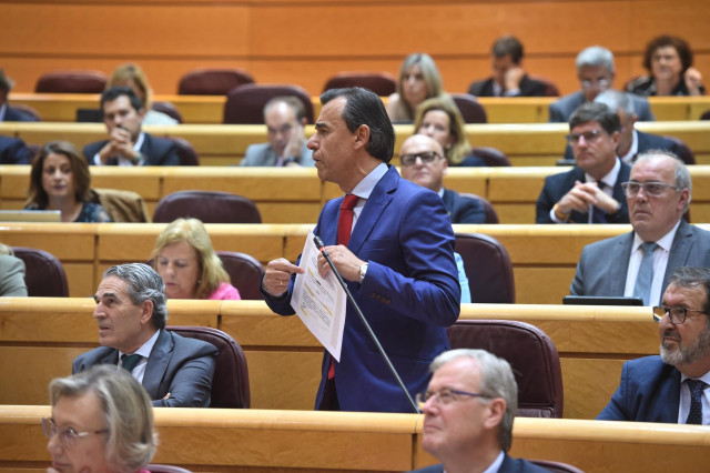 El senador del PP, Fernando Martínez-Maíllo, durante una sesión de control al Gobierno, en el Senado, a 4 de junio de 2024, en Madrid (España). El Senado celebra una sesión plenaria hoy que comienza con las preguntas e interpelaciones de control al Gobier