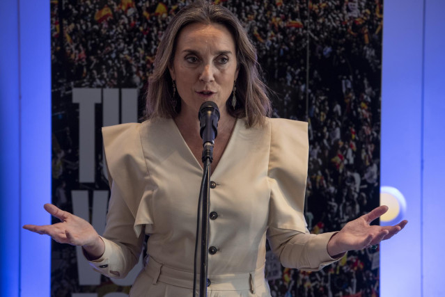 La secretaria general del Partido Popular, Cuca Gamarra, ofrece una rueda de prensa durante una visita a Ceuta, a 4 de junio de 2024, en Ceuta (España).