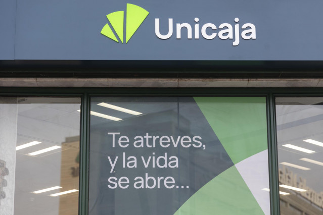 Archivo - Unicaja renueva su acuerdo de colaboración con Iberaval para financiar a las pequeñas empresas y autónomos de CyL.