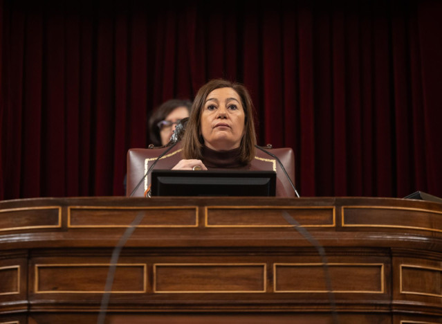 Archivo - La presidenta del Congreso, Francina Armengol, en una sesión plenaria