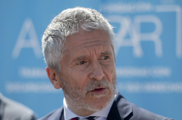 El ministro del Interior, Fernando Grande-Marlaska, ofrece declaraciones a los medios tras su visita a las instalaciones de la Fundación A La Par, a 5 de junio de 2024, en Madrid (España).