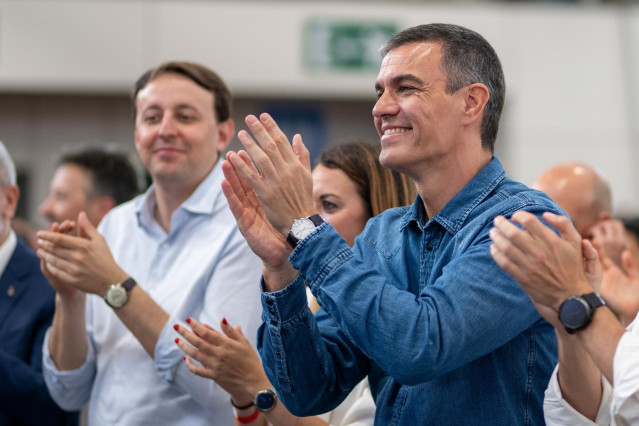 El presidnte del Gobierno, Pedro Sánchez, durante un mitin de campaña electoral del PSC, en el Poliesportiu Municipal Gornal, a 6 de junio de 2024, en L’Hospitalet de Llobregat, Barcelona, Catalunya (España).