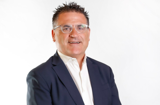 El portavoz de Obras Públicas del GPP, Joserra González de Zárate,