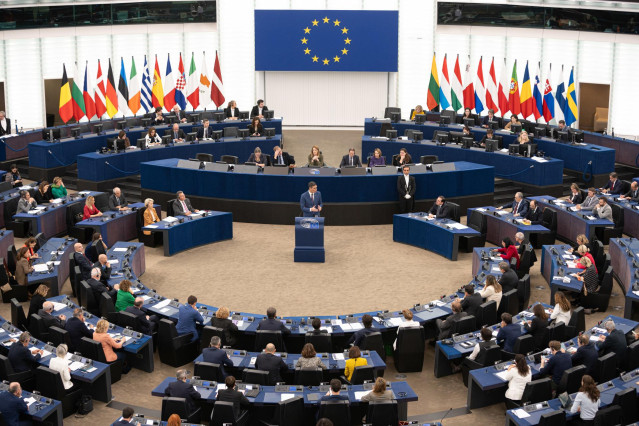 Archivo - El presidente del Gobierno, Pedro Sánchez, comparece ante el Parlamento Europeo, a 13 de diciembre de 2023, en Estrasburgo (Francia)