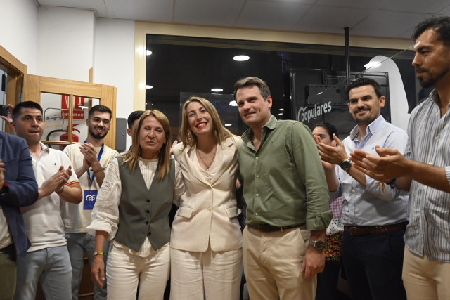 María Guardiola celebra la victoria electoral del PP