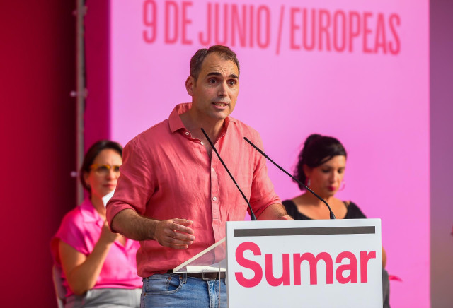 El diputado por Málaga de Sumar y coordinador de IU-A, Toni Valero interviene en el acto político por la elecciones del 9J, a 6 de junio de 2024, en Málaga, Andalucía (España). (Foto de archivo).