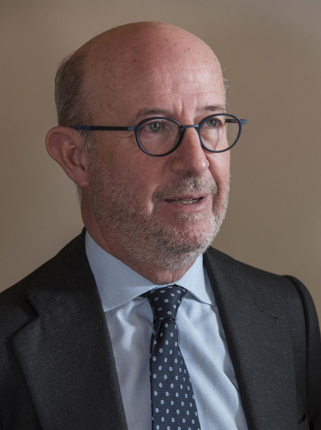 Archivo - Emilio Saracho, expresidente de Banco Popular