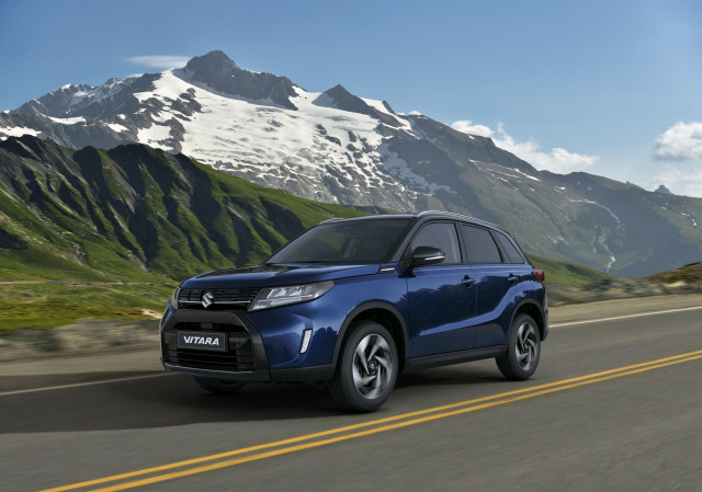 Suzuki actualiza su modelo Vitara, en versión 'mild hybrid', desde 24.500 euros.