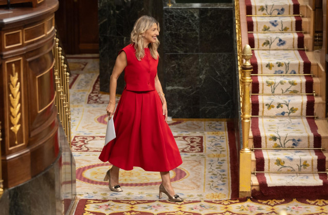 La vicepresidenta segunda, Yolanda Díaz, durante las interpelaciones en una sesión plenaria en el Congreso de los Diputados, a 12 de junio de 2024, en Madrid (España).