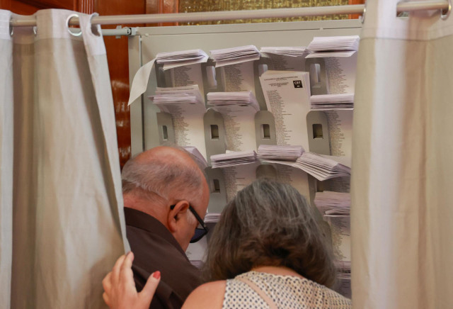 Vista de un colegio electoral en Málaga, a 9 de junio de 2024, en Málaga (Andalucía, España).