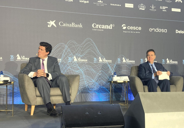 El ceo de Merlin, Ismael Clemente, y el presidente de Enagás, Antonio Llardén.