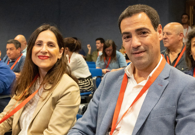 El candidato del PNV a Lehendakari, Imanol Pradales, y la presidenta del Parlamento vasco, Bakartxo Tejeria, en la Asamblea nacional del PNV