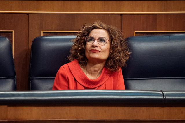 La vicepresidenta primera del Gobierno, ministra de Hacienda y vicesecretaria general del PSOE, María Jesús Montero, durante un pleno en el Congreso de los Diputados, a 13 de junio de 2024, en Madrid (España).