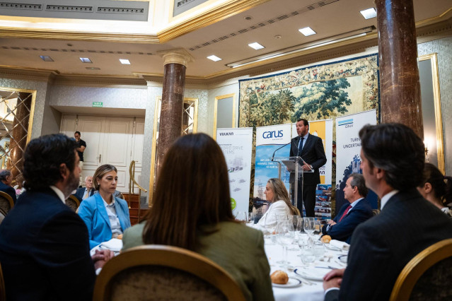 El ministro de Transportes y Movilidad Sostenible, Óscar Puente, interviene durante la Asamblea General 2024 de la Asociación de Navieros Españoles (Anave)