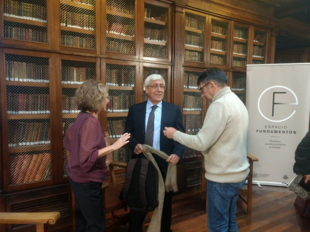 Archivo - El expresidente del Tribunal Constitucional y catedrático emérito de Derecho Constitucional de la Universidad Autónoma de Madrid, Pedro Cruz Villalón, ha afirmado que, pese al sentir de la opinión pública, en España hay un poder judicial indepen
