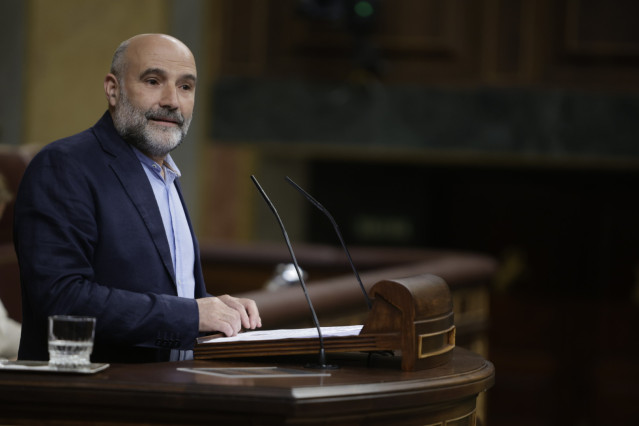 El diputado del BNG en el Congreso, Néstor Rego, en una intervención.