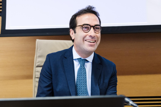 El ministro de Economía, Comercio y Empresa, Carlos Cuerpo, comparece en la Comisión Mixta para la Unión Europea, en el Congreso de los Diputados, a 24 de junio de 2024, en Madrid (España).
