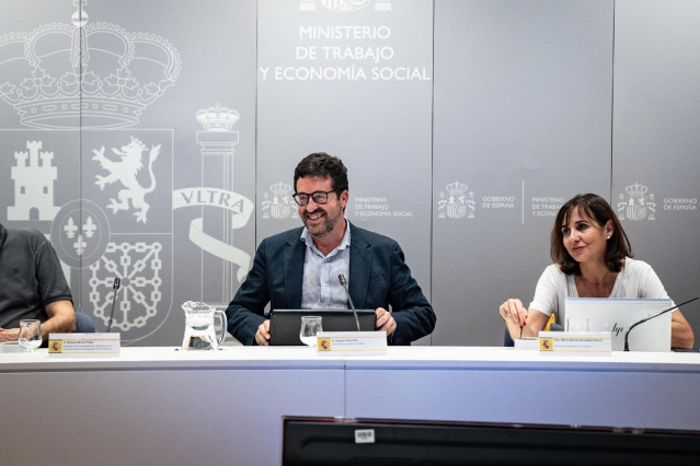 El secretario de Estado de Trabajo, Joaquín Pérez Rey, durante la mesa de negociación para la reducción de la jornada laboral. En Madrid, a 17 de junio de 2024.