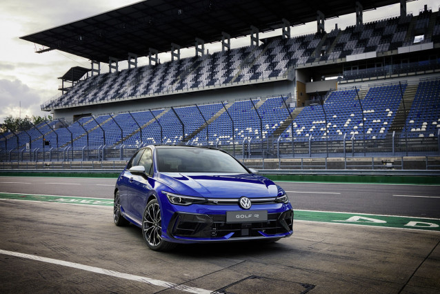 Economía/Motor.- Volkswagen presenta los nuevos modelos Golf con 333 caballos y desde 53.795 euros