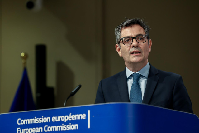 El ministro de Presidencia, Justicia y Relaciones con las Cortes, Félix Bolaños, durante una rueda de prensa tras la firma del acuerdo para la renovación del CGPJ, en el Parlamento Europeo, a 25 de junio de 2024, en Bruselas (Bélgica).