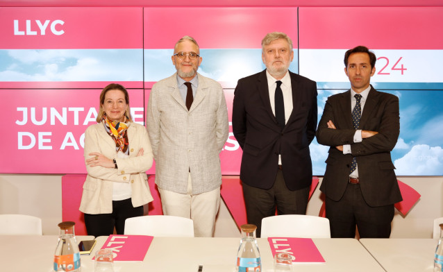Luisa García (COO Global), Alejandro Romero (CEO Global), Francisco Sánchez Rivas (presidente del consejo de administración) y Juan Pablo Ocaña (secretario del consejo de administración)