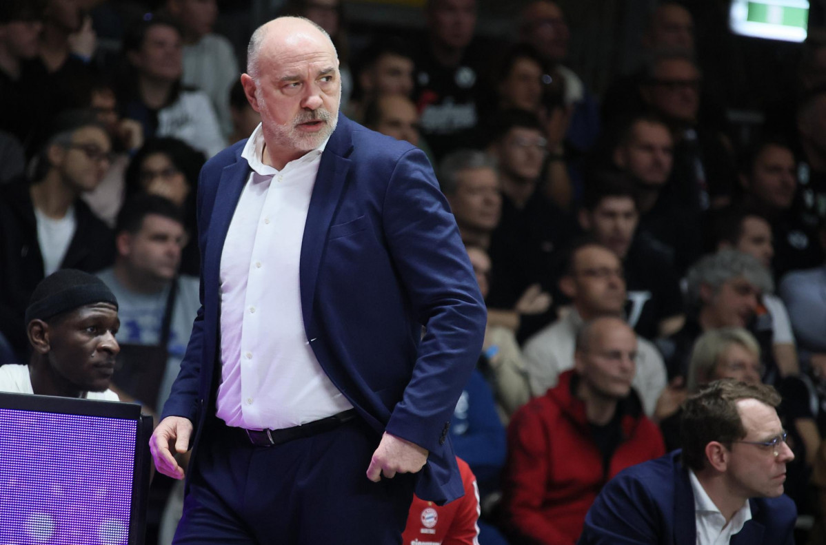 EuropaPress 5668203 pablo laso head coach of fc bayern munich during the turkish airlines