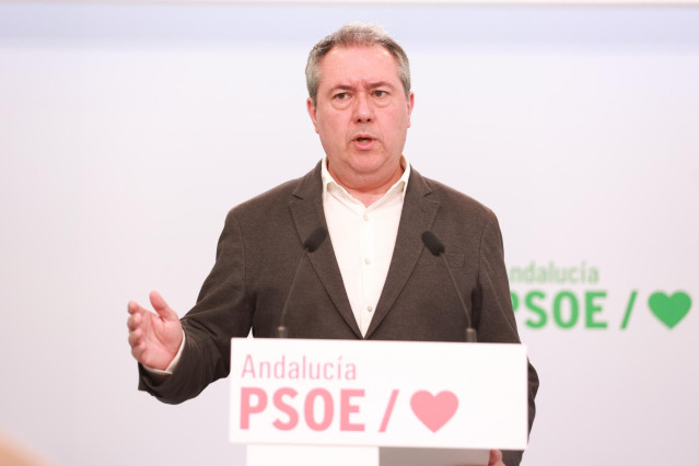 Archivo - El secretario general del PSOE de Andalucía, Juan Espadas, en una imagen de archivo.