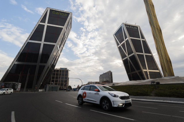 Archivo - La flota de vehículos de empresas de movilidad urbana compartida supera las 70.000 unidades, según Informa.