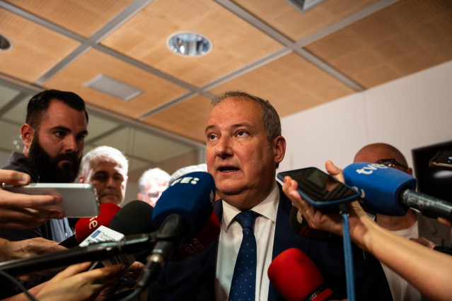 Hereu El ministro de Industria y Turismo, Jordi Hereu, atiende a medios a su llegada a reunirse con el secretario general de CCOO y el secretario general de UGT para presentarles la Ley de Industria y Autonomía Estratégica, a 3 de julio de 2024.