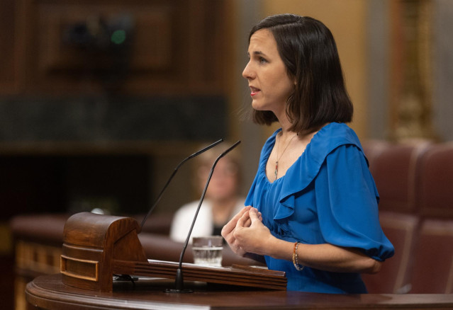 La secretaria general de Podemos, Ione Belarra, interviene durante una sesión plenaria, en el Congreso de los Diputados, a 27 de junio de 2024, en Madrid (España)