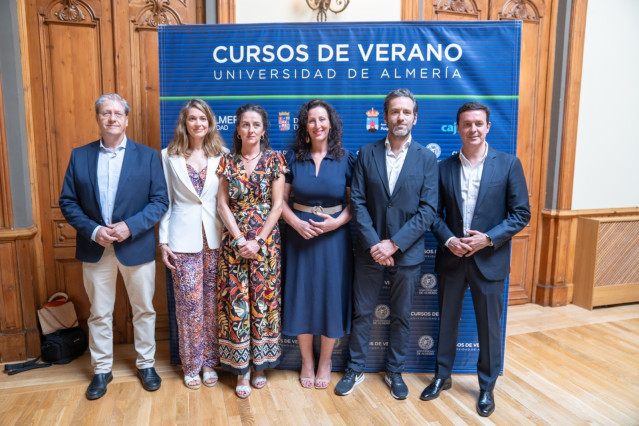 Curso de la UAL sobre comunicación política en el siglo XXI.