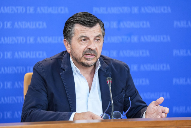 El portavoz del Grupo Popular, Toni Martín, este miércoles en rueda de prensa.
