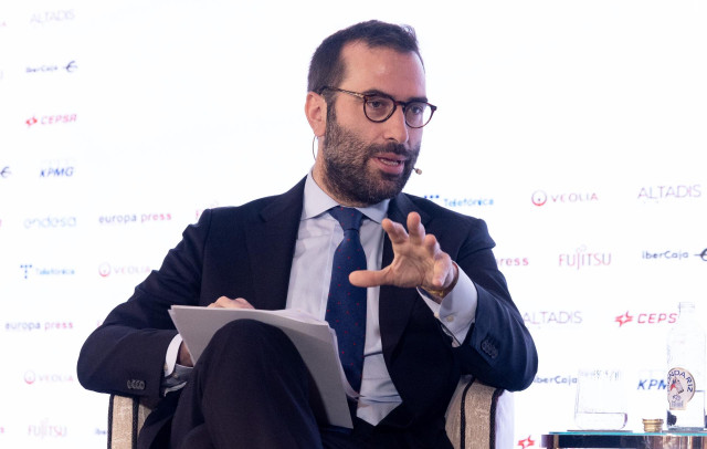 El ministro de Economía, Carlos Cuerpo, interviene durante un desayuno informativo de Europa Press, a 8 de julio de 2024, en Madrid (España)