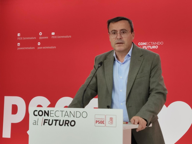 El secretario general del PSOE de Extremadura, Miguel Ángel Gallardo, en una foto de archivo