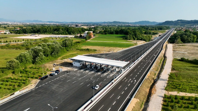 Peaje Autopista Thumanë-Kashar (Albania
