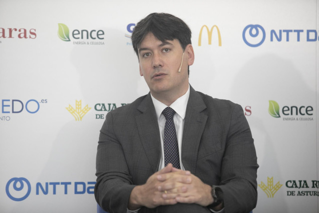 El consejero de Ciencia del Principado de Asturias, Borja Sánchez, interviene durante la inauguración de la jornada informativa 'Asturias Hacia el Futuro', organizada por Europa Press, en el Palacio de Exposiciones y Congresos de Oviedo. Foto de archivo.