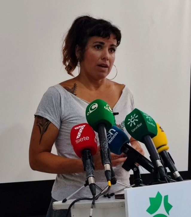 Teresa Rodríguez en rueda de prensa en Cádiz.