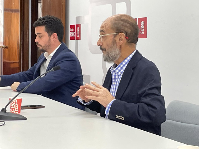 Javier Lambán y Dario Villagrasa durante la rueda de prensa.