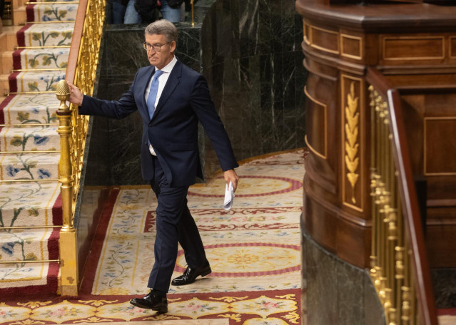 El presidente del Partido Popular, Alberto Núñez Feijóo, durante una sesión extraordinaria en el Congreso de los Diputados, a 17 de julio de 2024, en Madrid (España). Pedro Sánchez presenta hoy las líneas fundamentales del Plan de Acción por la Democracia