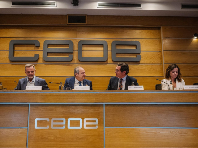 Hereu adelanta una reunión 